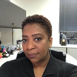 Meet your Posher, Maxine